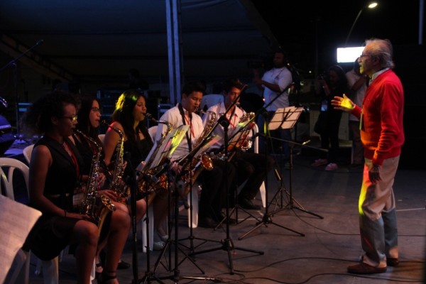 big-band-ma-isa-saavedra-y-dama-wha42